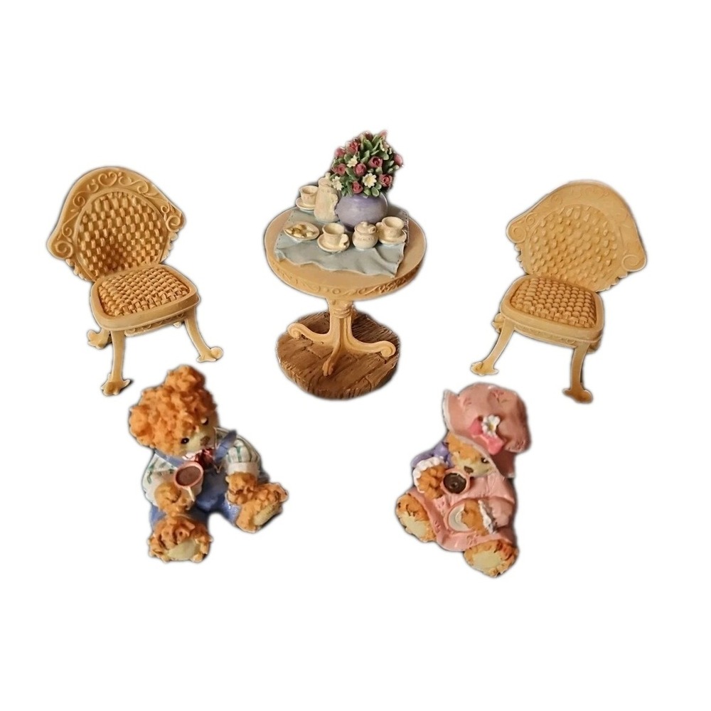 The Bearsley Family Collection Special Bears House Of Lloyd 2 Bears + Furniture